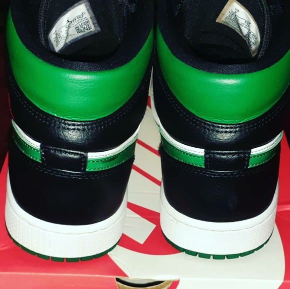Air Jordan 1 Mid | 9 | Pine Green - Picture 2 of 7